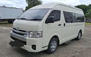 Jual bekas Toyota Hiace 2024 Putih Commuter Diesel,lokasi di 