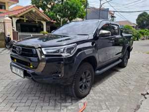 Jual bekas Toyota HILUX 2.4 V 2023 4x4 Diesel Km 30 rb,lokasi di 