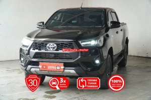 Jual bekas Toyota Hilux V matic 4x4 AT DC Double Cabin 2024 hitam KM 6rb,lokasi di 