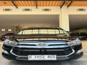 Jual bekas Toyota kijang innova v mt 2018 bensin,lokasi di 
