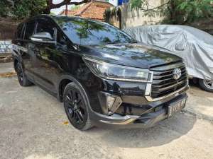Jual bekas Toyota Kijang Innova Venturer Disel Matic 2022 Termurah Dp9JT,lokasi di 
