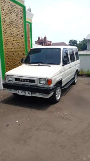 Jual bekas Toyota Kijang Rover Grx 1992 Putih, pjk On 09-25 siap utk Hr Raya,lokasi di 