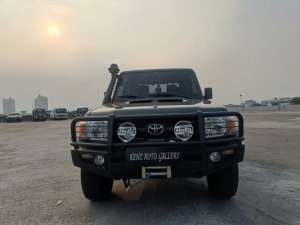 Jual bekas Toyota land Cruiser Bundera Double Cabin 2018,lokasi di 