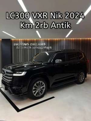 Jual bekas Toyota Land Cruiser LC300 VXR 2025 LC 300 Hitam Km2rb Nik 2024,lokasi di 