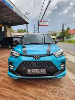Jual bekas Toyota Raize 1.0 GR Turbo Automatic tahun 2021,lokasi di 