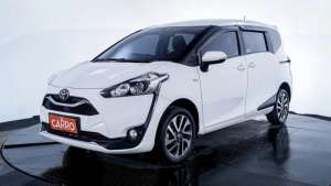 Jual bekas Toyota Sienta V AT 2021,lokasi di Jakarta DKI
