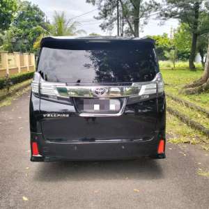 Jual bekas Toyota VellFire ZG Premium Sound,lokasi di 