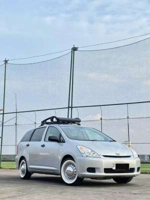 Jual bekas Toyota Wish 1.8 2003 JDM,lokasi di 