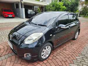 Jual bekas TOYOTA YARIS MATIC MURAH ISTIMEWA,lokasi di 