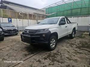 Jual bekas Triton 2.4 HDX Single Cab 4WD Solar MT 2019,lokasi di 
