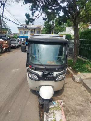 Jual bekas TVS king bajaj box,lokasi di Sukajadi