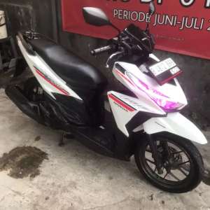 Jual bekas Vario 125 cbs 2018 dp 1jt brb dooea,lokasi di Cikarang Barat