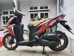 Jual bekas Vario 125 Old KZR pajak panjang,lokasi di Ciledug