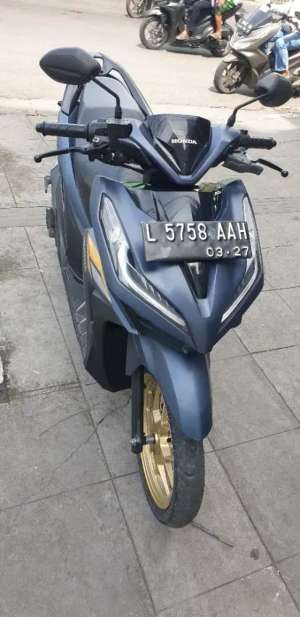 Jual bekas Vario 125 SE th 2022 mulus pjk baru,lokasi di Bubutan