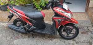 Jual bekas Vario 125 th 2014 mukus pool pjk baru,lokasi di Bubutan