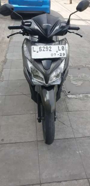 Jual bekas Vario 125 th 2014 mulus Orisinil pjk baru,lokasi di Bubutan