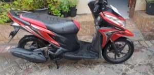 Jual bekas Vario 125 th 2014 mulus pjk baru,lokasi di Bubutan