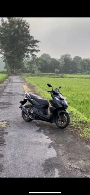 Jual bekas Vario 160 sedikit modifikasi,lokasi di Kalasan