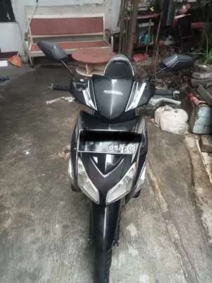 Jual bekas Vario karbu 110 tahun 2011,lokasi di Cengkareng