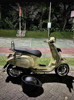 Jual bekas Vespa 75th Anniversary Primavera,lokasi di Bekasi Selatan