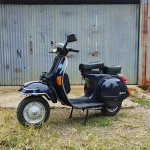 Jual bekas Vespa Exclusive 2 tahun 1990,lokasi di Purwokerto Utara