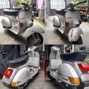 Jual bekas Vespa Exclusive thn 86 original paint,lokasi di Kebayoran Lama