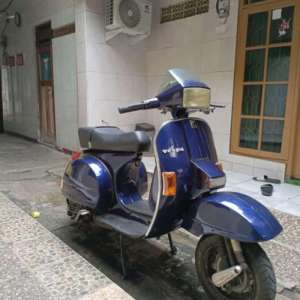 Jual bekas Vespa PS Tahun 82 Surat BPKB STNK Plat B,lokasi di Jakarta Timur