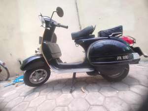 Jual bekas Vespa PX 150 tahun 2005,lokasi di Prajurit Kulon