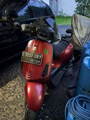 Jual bekas Vespa Spring I-Get 2016,lokasi di Sumur Bandung