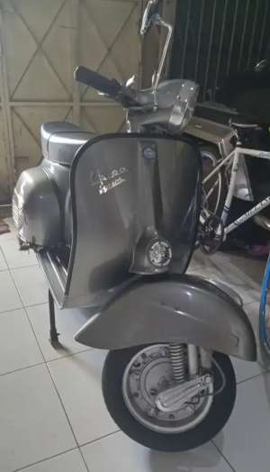 Jual bekas VESPA SPRINT 1976 ORI,lokasi di Pasar Kliwon
