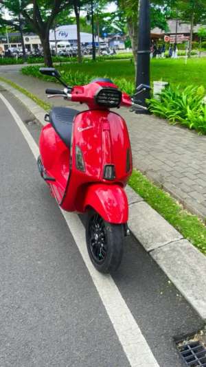 Jual bekas vespa sprint iget abs,lokasi di Kiaracondong