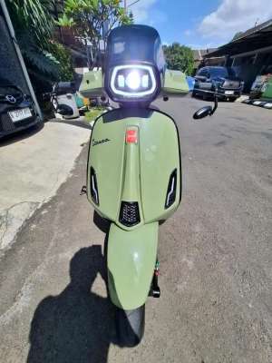 Jual bekas Vespa sprint s 150 2023,lokasi di Sumur Bandung