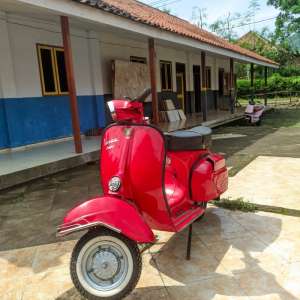 Jual bekas vespa super 1974 plat N pasuruan,lokasi di Kab. Lumajang