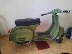 Jual bekas Vespa super 1976 asli,lokasi di Mojoroto