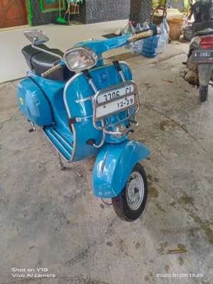 Jual bekas Vespa super terawat pjk hidup,lokasi di Kragilan