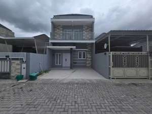 Villa Kolam Renang View Gunung Lawu di Karanganyar Kota lokasi di Karanganyar, tersedia melalui melalui situs Olx