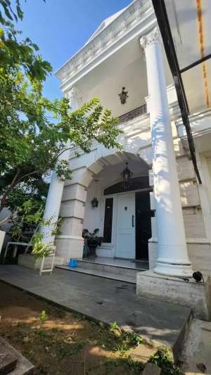 WISATA BUKIT MAS ALEXANDRIA KLASIK MEWAH BUTUH CEPAT LAKU lokasi di Wiyung, tersedia melalui melalui situs Olx