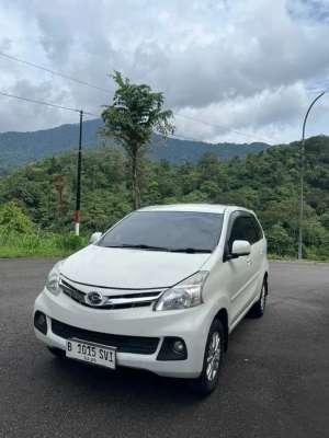 Jual bekas Xenia R Deluxe Manual 2012 Istimewa,lokasi di 