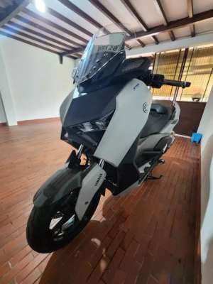 Jual bekas Xmax 2023 connected,lokasi di Sukasari