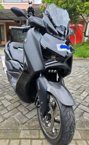 Jual bekas XMAX Connected 2023,lokasi di Balikpapan Kota