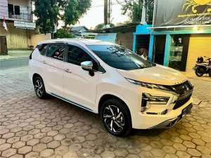 Jual bekas Xpander ultimate 2024 like new,lokasi di 