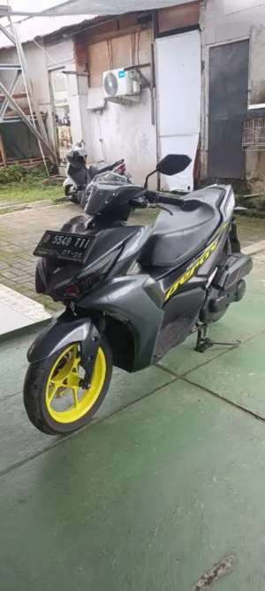 Jual bekas Yamaha Aerox New 2021 surat lengkap,lokasi di Cilandak