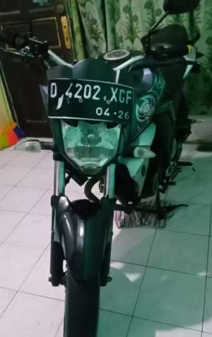 Yamaha byson bawaannya lokasi di Cimahi Selatan, tersedia melalui melalui situs Olx
