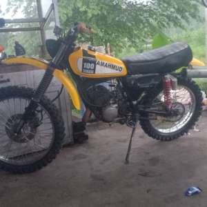 Jual bekas Yamaha Enduro DT 100 tahun 1977,lokasi di Kab. Sumedang