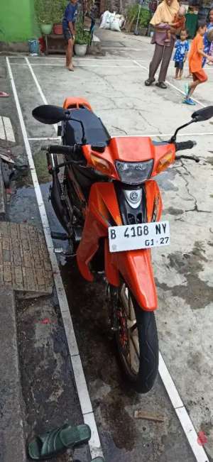 Jual bekas Yamaha F1ZR 2001 Orange,lokasi di Cinere