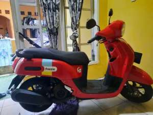 Jual bekas Yamaha Fazio merah pajak hidup,lokasi di Matraman