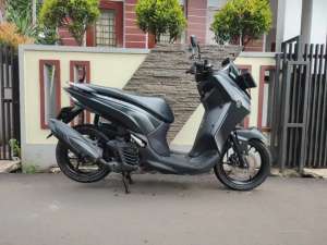 Jual bekas YAMAHA LEXI 125 TAHUN 2022,lokasi di Cipayung