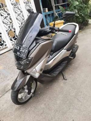 Jual bekas Yamaha Nmax 2016 ss lengkap plat B DKI,lokasi di Cilacap Selatan
