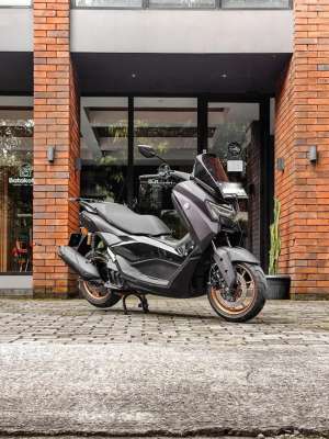 Jual bekas YAMAHA NMAX TURBO ABS 2024 FP LOW ODOMETER,lokasi di Mampang Prapatan