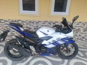 Jual bekas Yamaha R 15 V2,lokasi di Cikarang Pusat